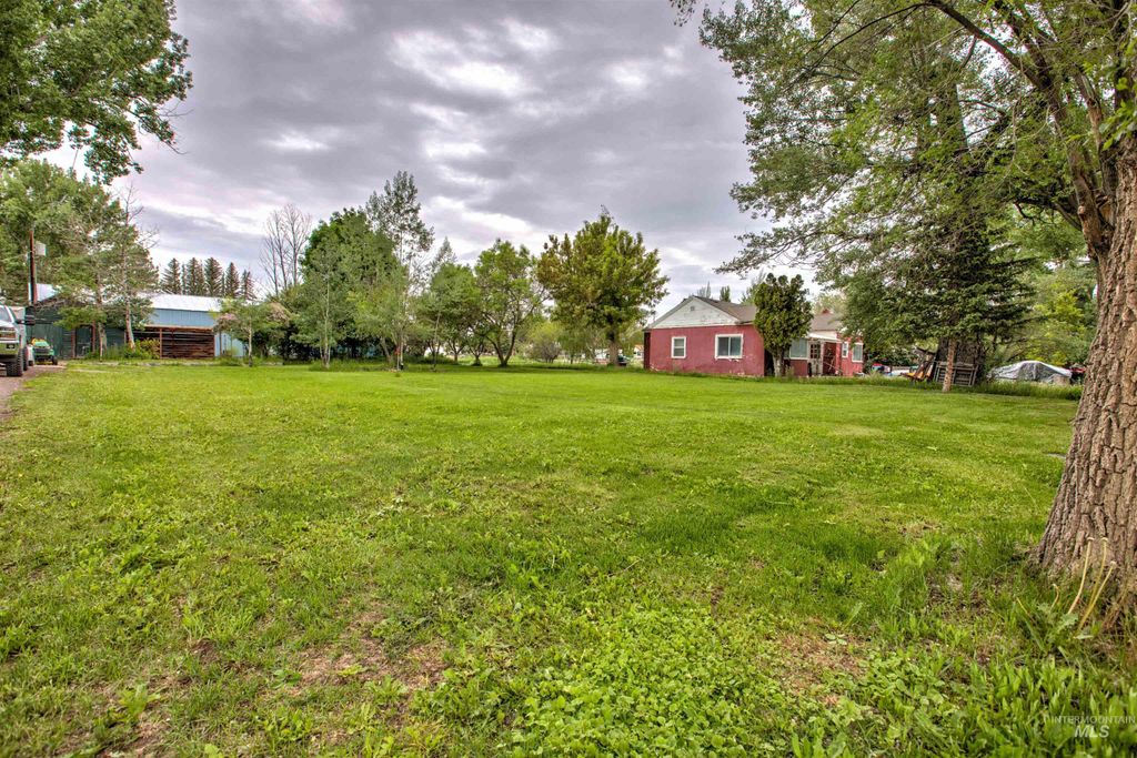 324 S Main St, Albion, ID 83311 photo 3