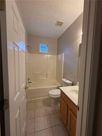 128 Windcroft Lane NW, Acworth, GA 30101