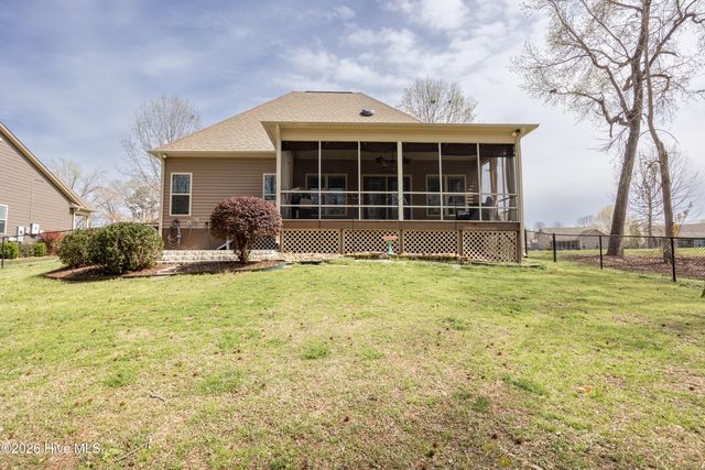 375 Victoria Drive, Chocowinity, NC 27817