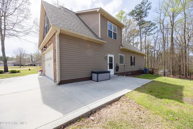 375 Victoria Drive, Chocowinity, NC 27817