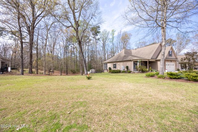 375 Victoria Drive, Chocowinity, NC 27817