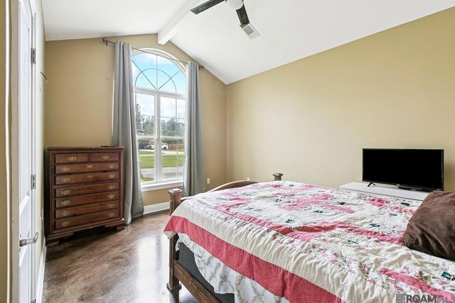 30241 Deaux Run, Albany, LA 70711