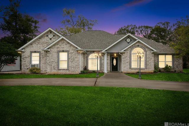 30241 Deaux Run, Albany, LA 70711