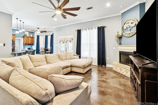 30241 Deaux Run, Albany, LA 70711