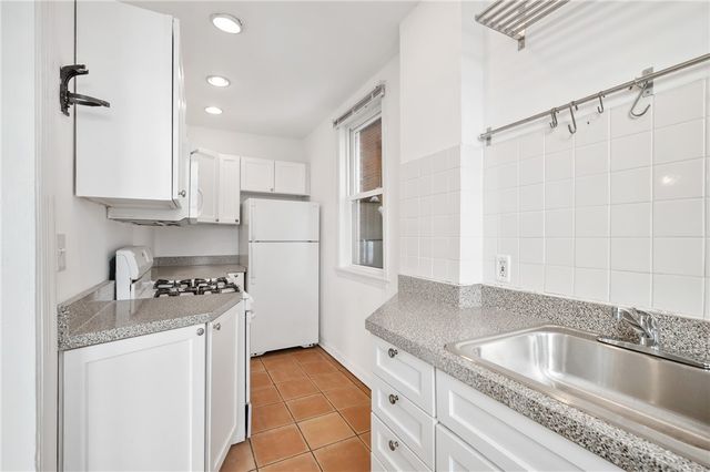 3159 Beechwood Blvd, Squirrel Hill, PA 15217