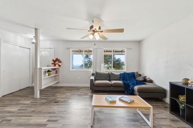 19520 Western Way, Madera, CA 93638