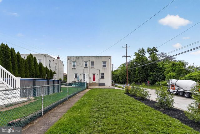 439 E 11TH AVE, Conshohocken, PA 19428