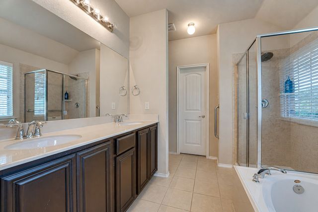 122 Althea Drive, Waxahachie, TX 75165