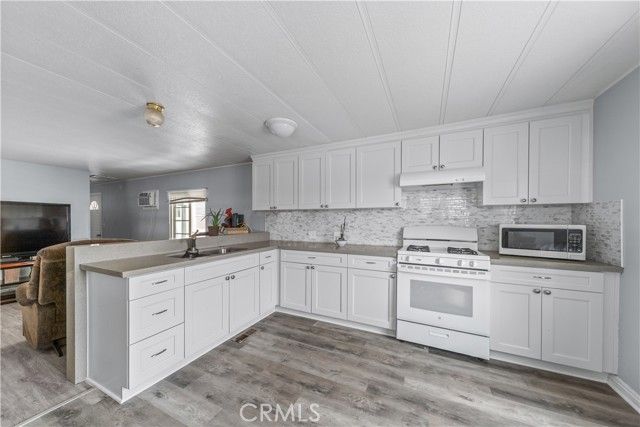 2131 W San Bernardino Road 46, West Covina, CA 91790