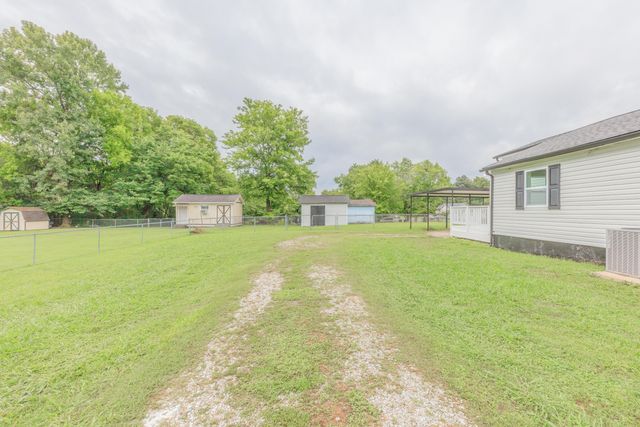 31 Circle Drive, Rossville, GA 30741