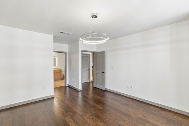 1200 Main Street 508, Dallas, TX 75202