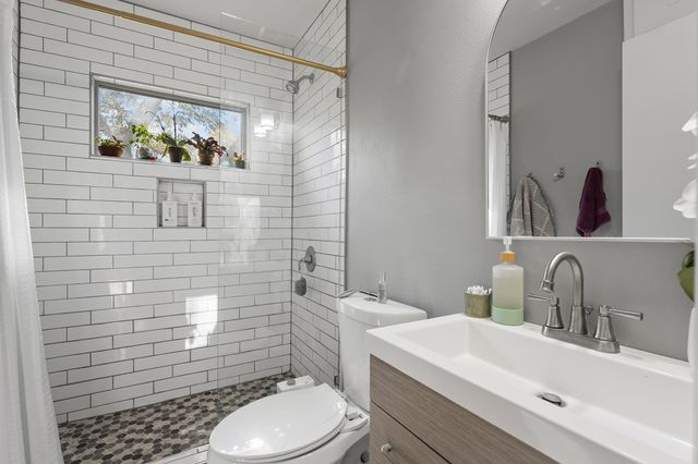 2212 Tealford Drive, Dallas, TX 75228