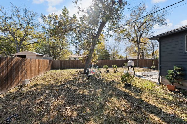 2212 Tealford Drive, Dallas, TX 75228