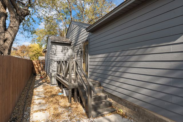 2212 Tealford Drive, Dallas, TX 75228