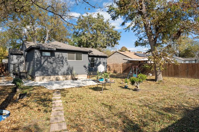 2212 Tealford Drive, Dallas, TX 75228