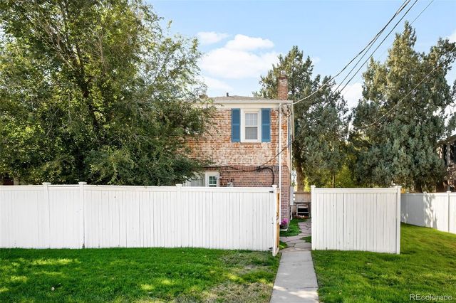 1240 Krameria Street, Denver, CO 80220