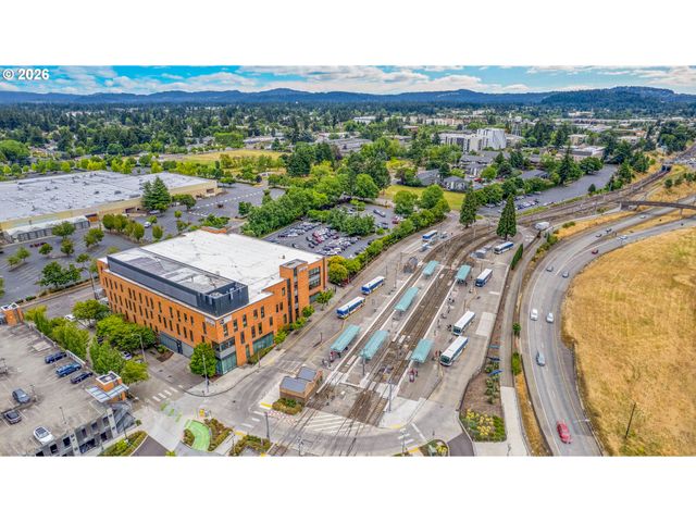 9837 Ne IRVING St 312, Portland, OR 97220
