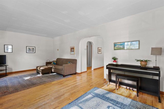 417 N 7th Street, Madison, WI 53704