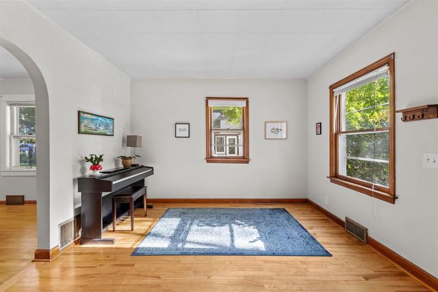 417 N 7th Street, Madison, WI 53704