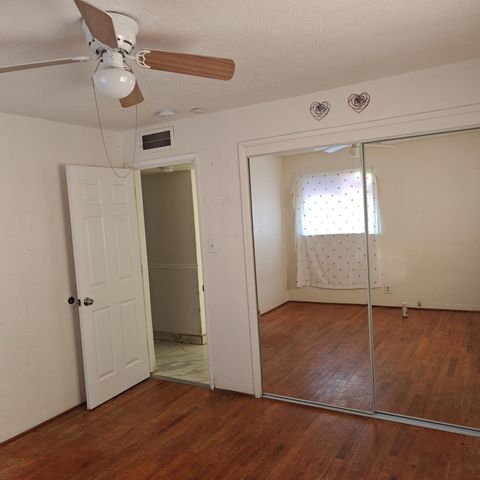 2615 N Bond Avenue, Fresno, CA 93703