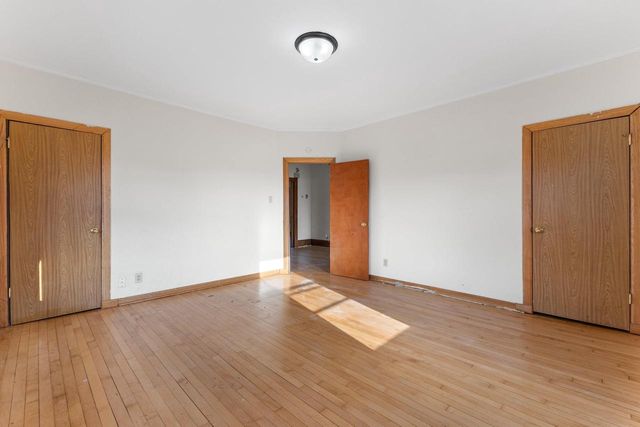 2704 N 46th STREET, Milwaukee, WI 53210