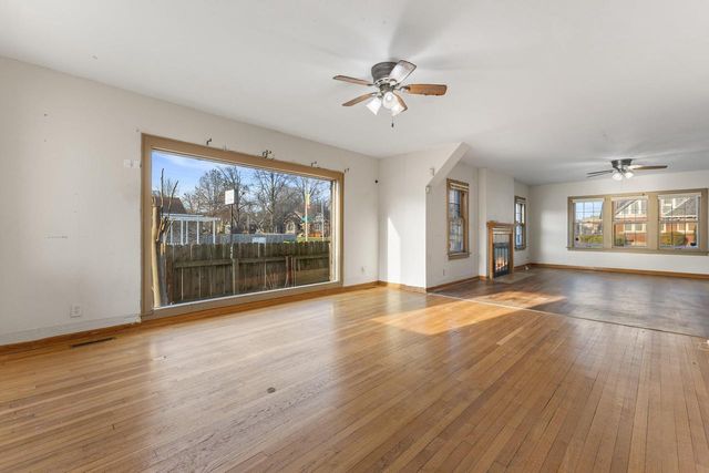 2704 N 46th STREET, Milwaukee, WI 53210