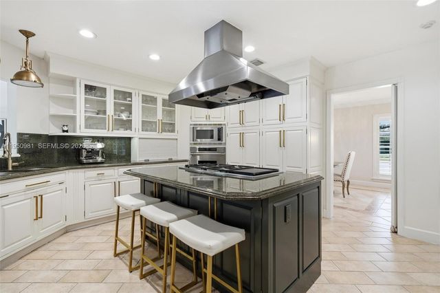 6801 SW 126th Ter, Pinecrest, FL 33156