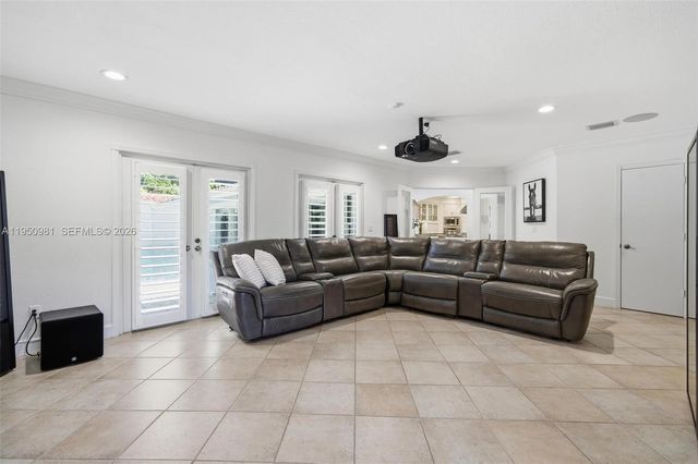 6801 SW 126th Ter, Pinecrest, FL 33156