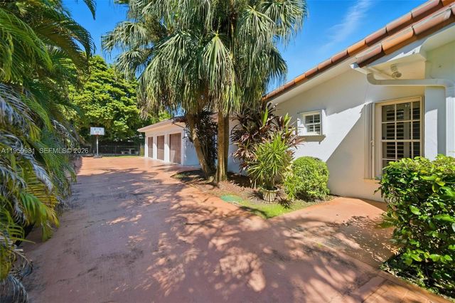 6801 SW 126th Ter, Pinecrest, FL 33156