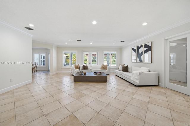 6801 SW 126th Ter, Pinecrest, FL 33156