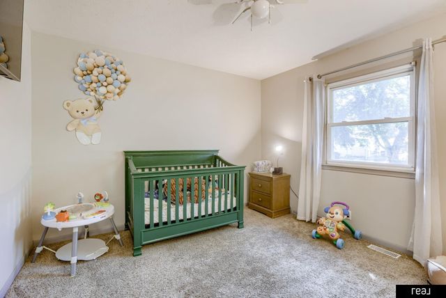 10913 Jones Street, Omaha, NE 68154