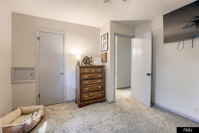 10913 Jones Street, Omaha, NE 68154