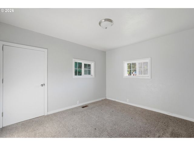 11165 Ne HURLEYS Ln, Newberg, OR 97132