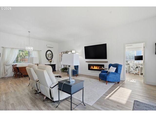 11165 Ne HURLEYS Ln, Newberg, OR 97132