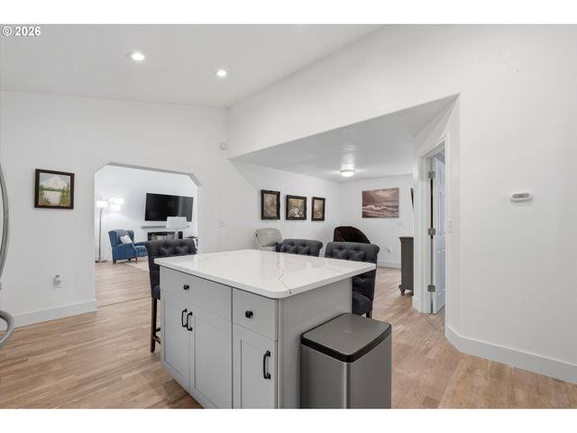 11165 Ne HURLEYS Ln, Newberg, OR 97132