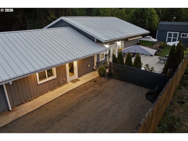 11165 Ne HURLEYS Ln, Newberg, OR 97132