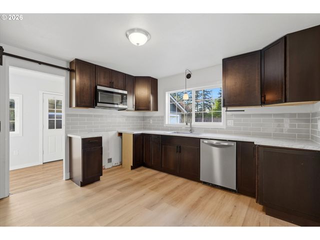 11165 Ne HURLEYS Ln, Newberg, OR 97132