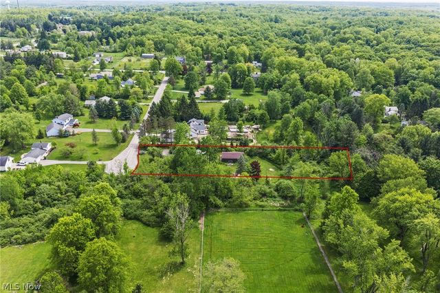13014 Manor Drive, Chardon, OH 44024