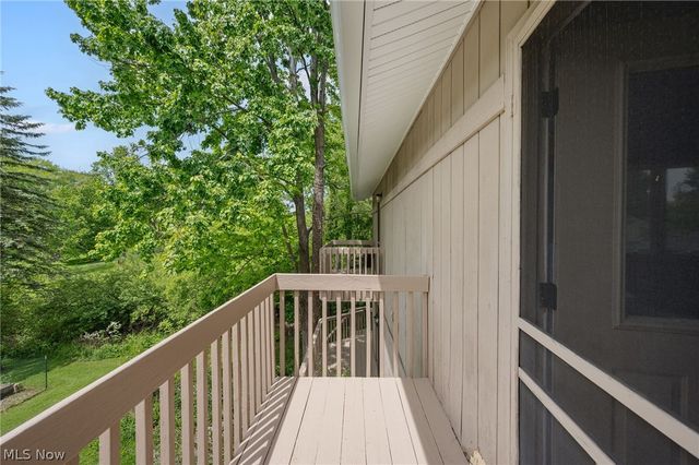 13014 Manor Drive, Chardon, OH 44024