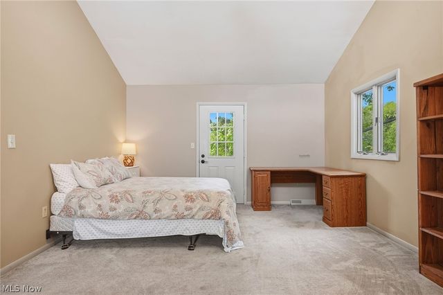 13014 Manor Drive, Chardon, OH 44024