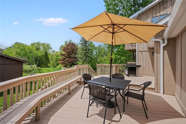 13014 Manor Drive, Chardon, OH 44024
