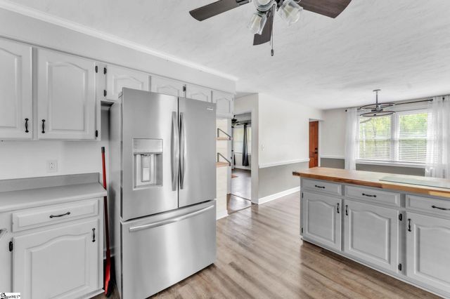 4921 S Pine Street, Spartanburg, SC 29302