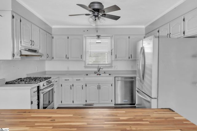 4921 S Pine Street, Spartanburg, SC 29302
