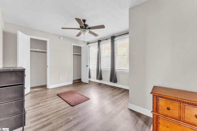 4921 S Pine Street, Spartanburg, SC 29302