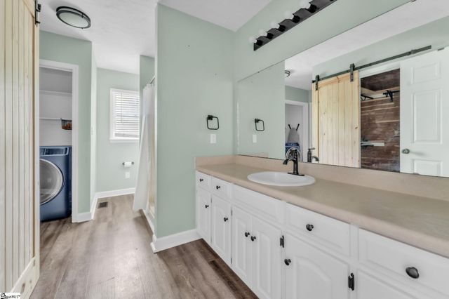 4921 S Pine Street, Spartanburg, SC 29302