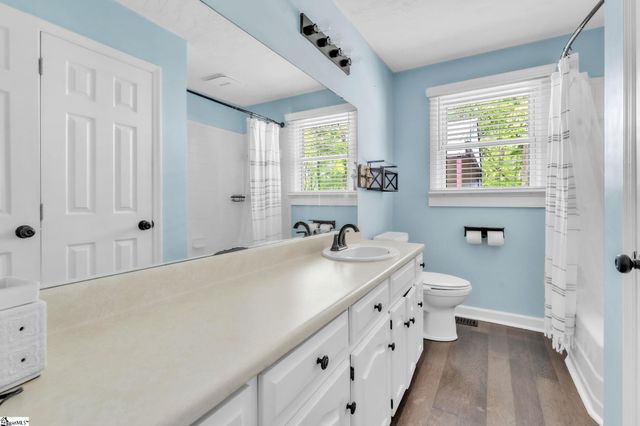 4921 S Pine Street, Spartanburg, SC 29302