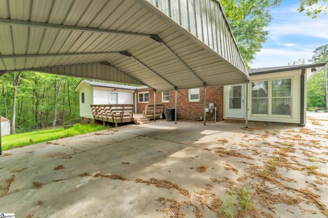 4921 S Pine Street, Spartanburg, SC 29302