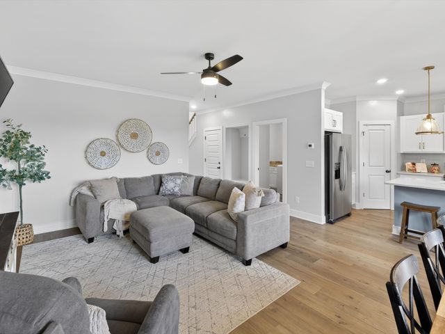 2514 Warners Ridge Dr, Chapel Hill, TN 37034