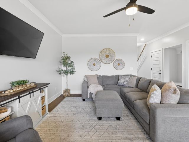 2514 Warners Ridge Dr, Chapel Hill, TN 37034