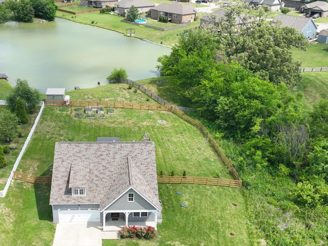 2514 Warners Ridge Dr, Chapel Hill, TN 37034